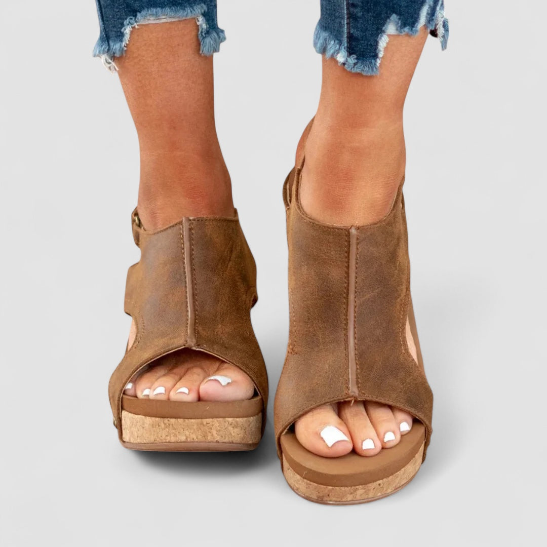 KAJA™ | Mockaskor med Klack