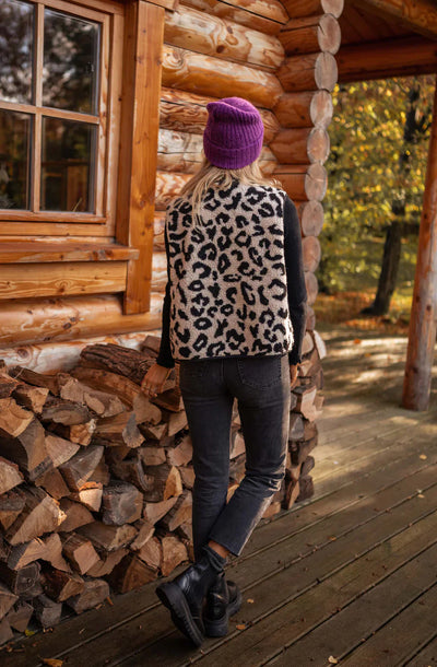 Astrid | Leopard strikket vest