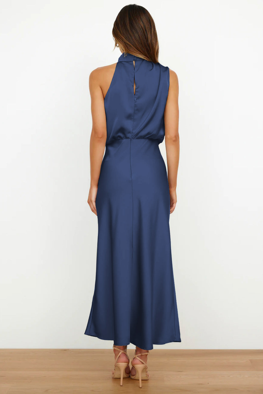 Lydia | Lang Halterneck Kjole
