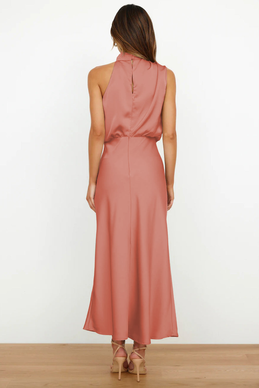 Lydia | Lang Halterneck Kjole