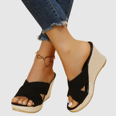 Nives™ | Elegante sandaler med kilehæle