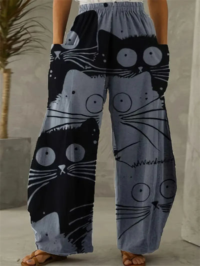 Freja Damebukser i Plus Size med Komfortabelt Katteprint – Løstsiddende Bukser med Vide Ben til Hjemmebrug eller Afslappede Dage