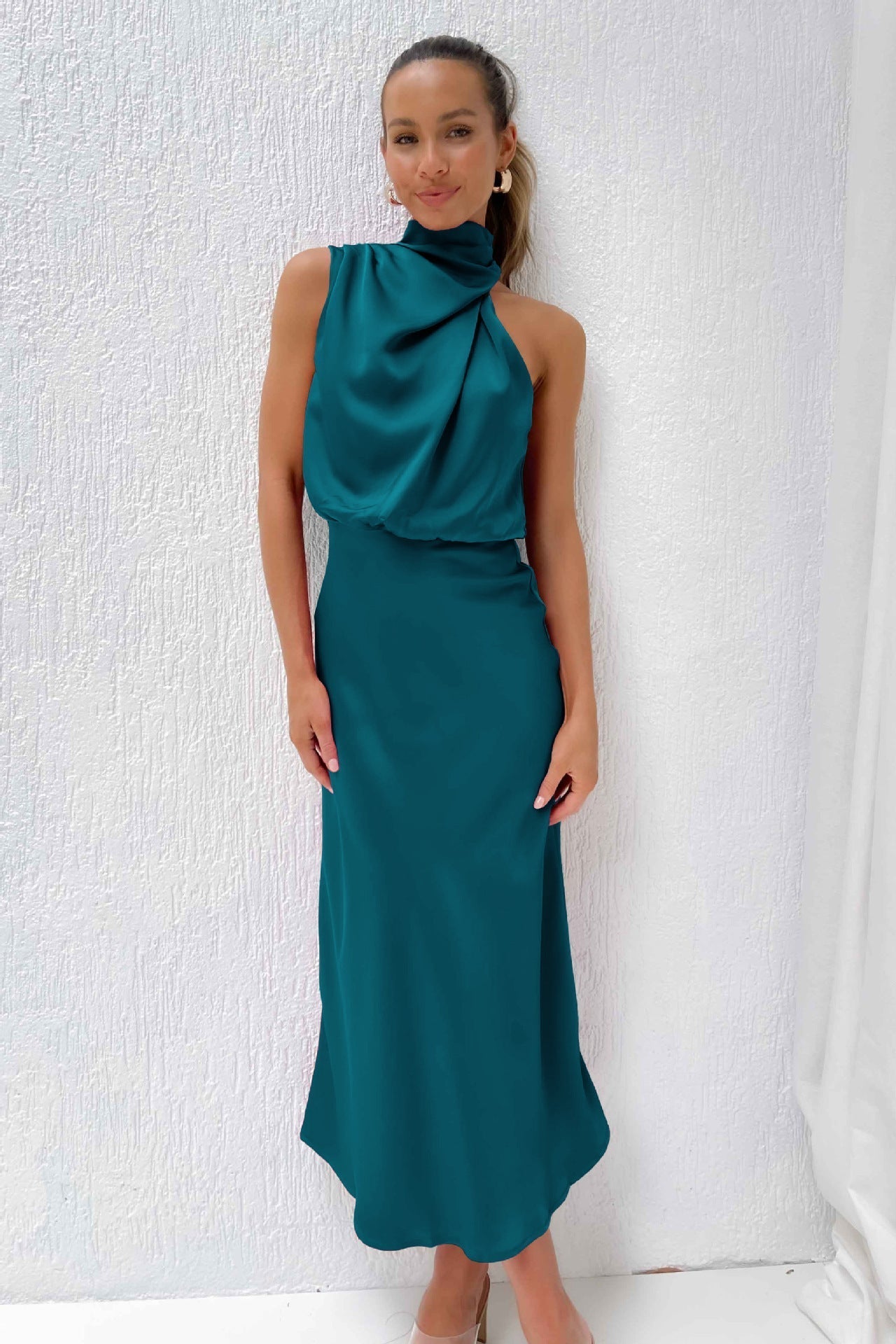 Lydia | Lang Halterneck Kjole