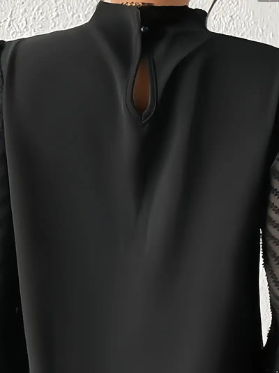 Kolbrun | Smart plisseret top med netærmer til damer