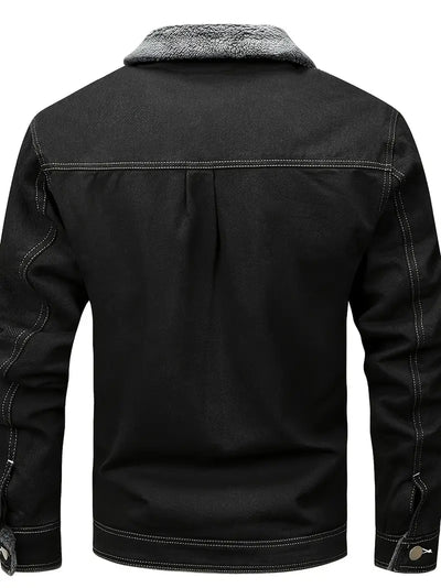 Geoffroy jeansjakke I rå stil møder moderne varme