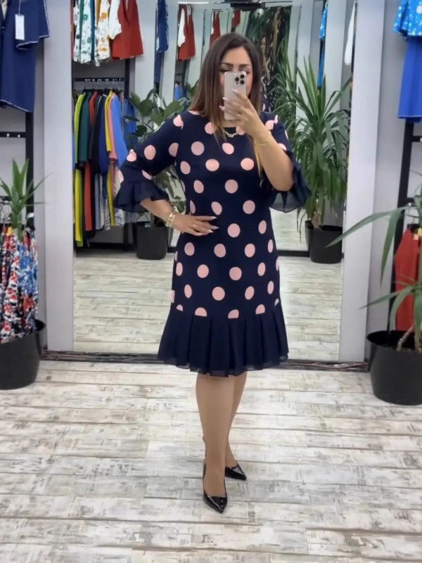 Mille | Damekjole med plisseringer i prikker