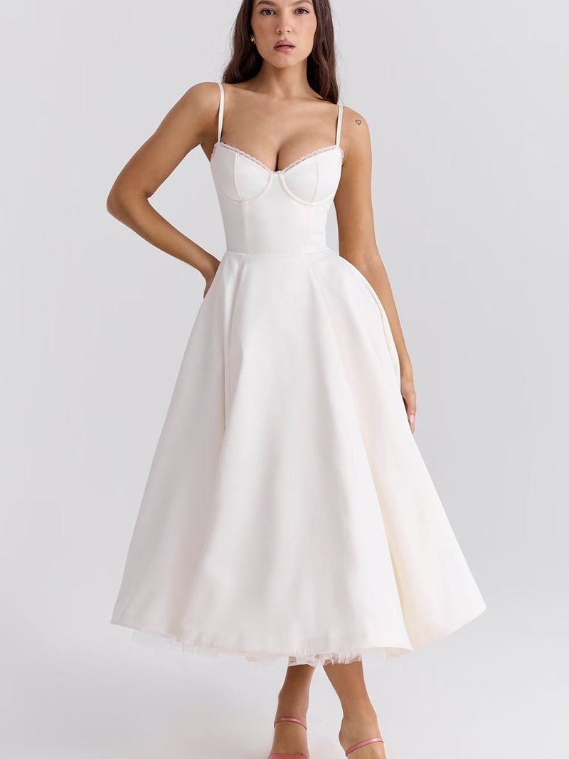 Julia™ | Stilfulde Mademoiselle Kjole