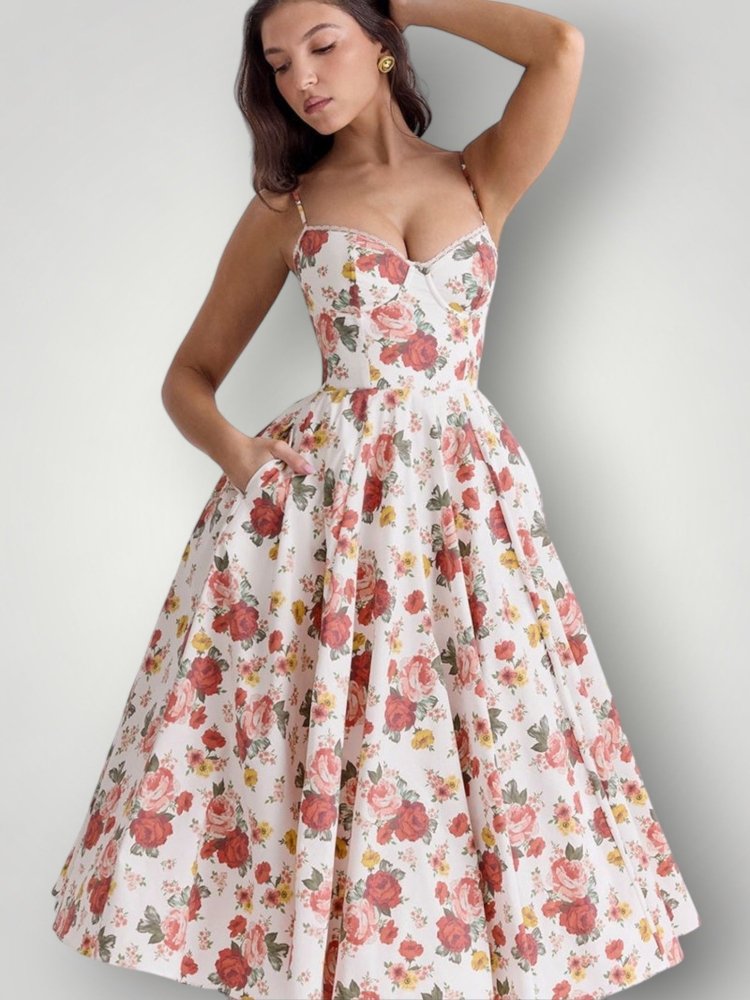 JULIA | STILFULDT KJOLLE